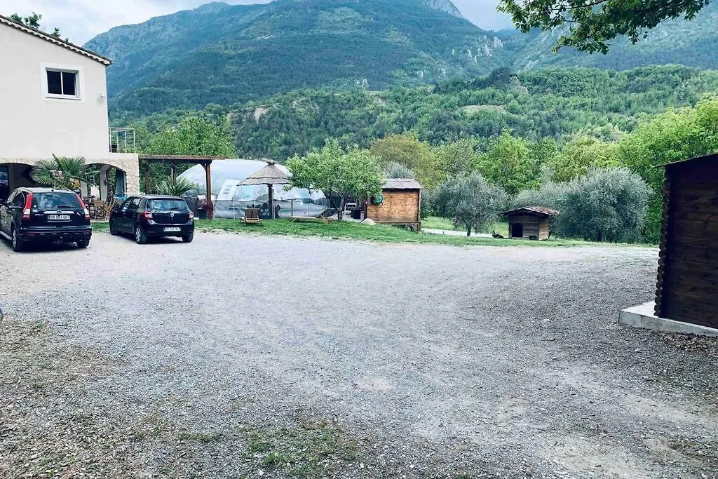 2P Au Coeur Des Montagnes Avec Piscine Chauffee Apartment Puget-Theniers 0*,
